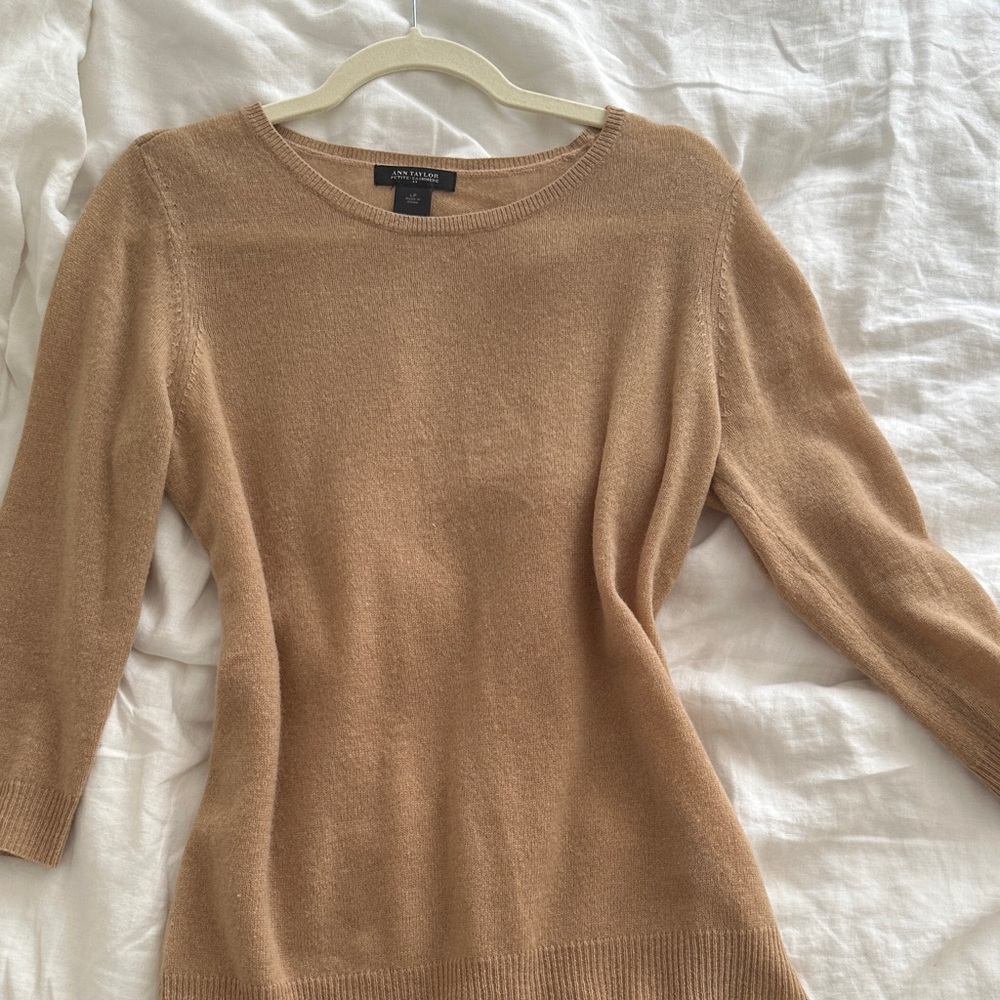 Ann Taylor Women's Camel Crew Neck Cashmere Sweater